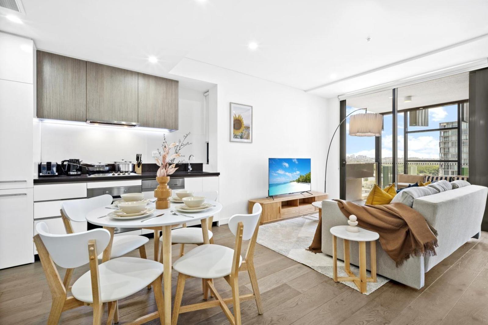 Sunrise Oasis In Waterloo * Sydney